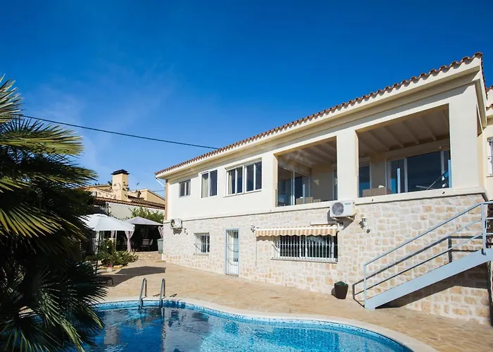 Parte De Villa Con Vista Al Mar Y Penon De Ifach En Calpe!
